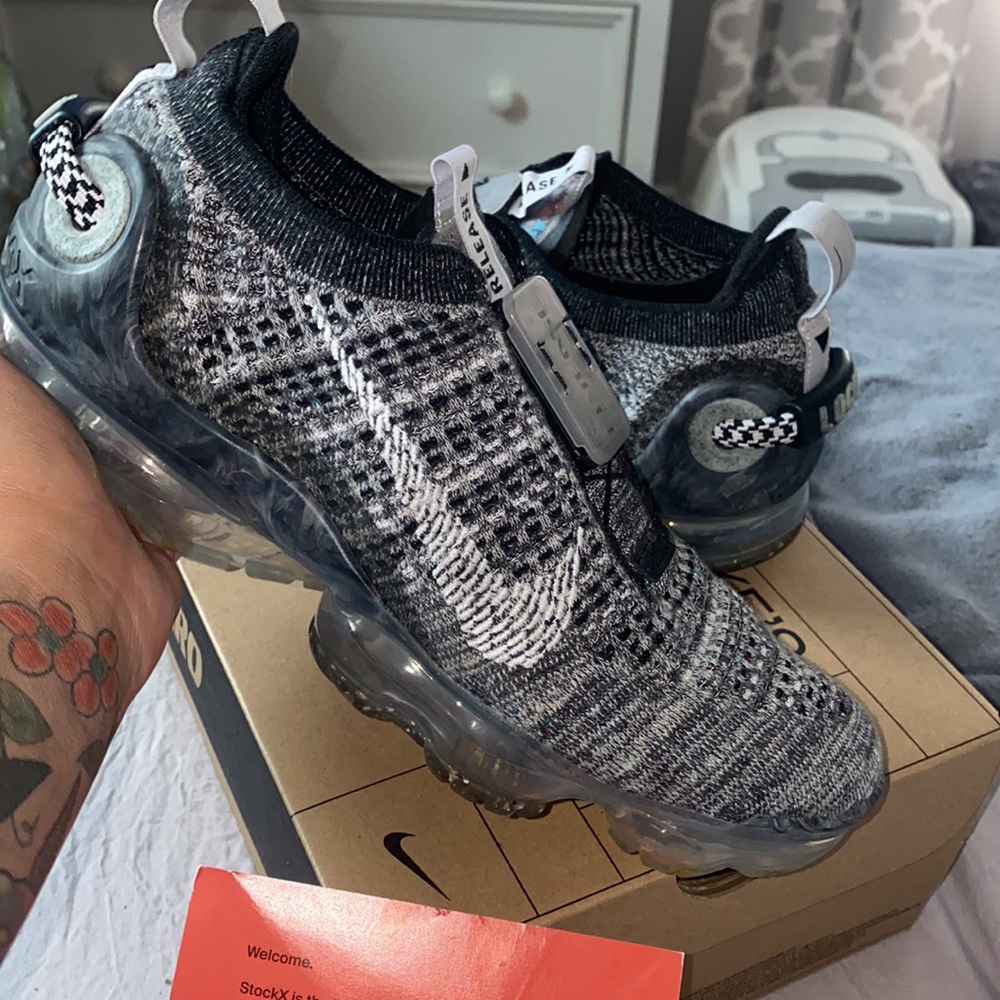 AIR VAPORMAX 2020FK OREO COLOR LIGHTLY WORN